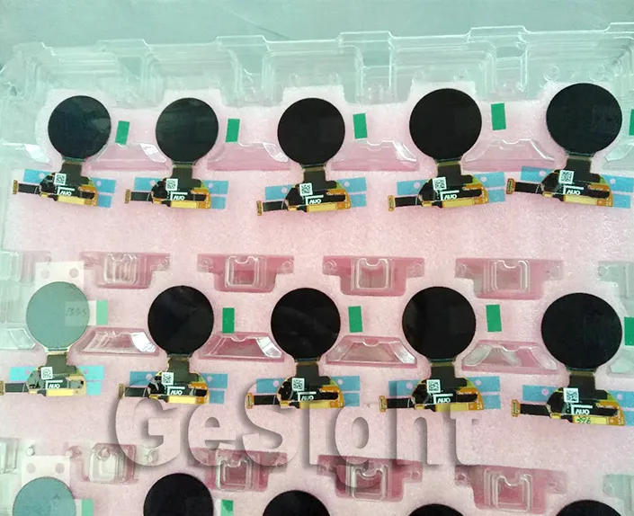 Multiple 1.2-inch 390x390 circular AMOLED display modules arranged in a tray.