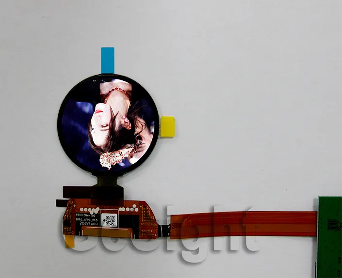 1.39-inch circular AMOLED display front live demo