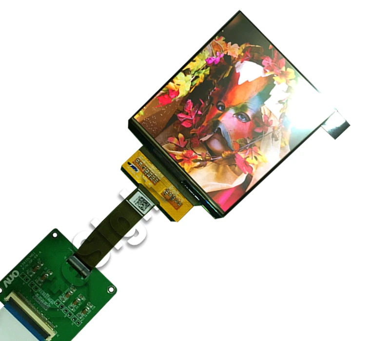 3.81 inch AMOLED display connected to controller board, live image